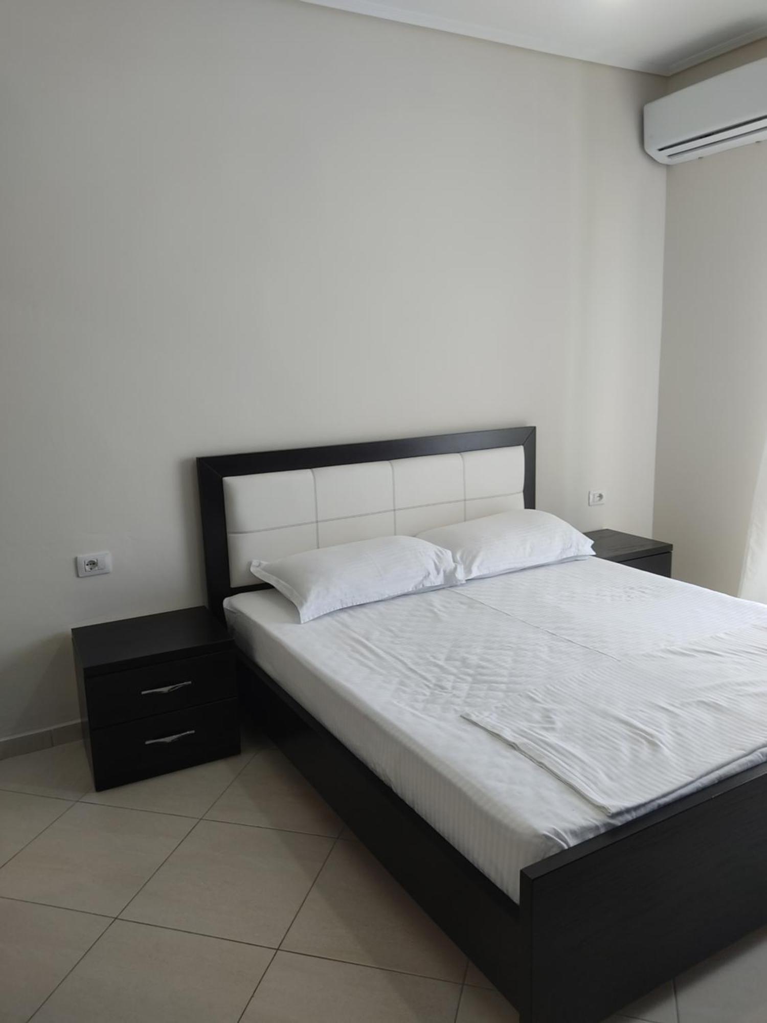 Lukova Center Apartments Ngoại thất bức ảnh
