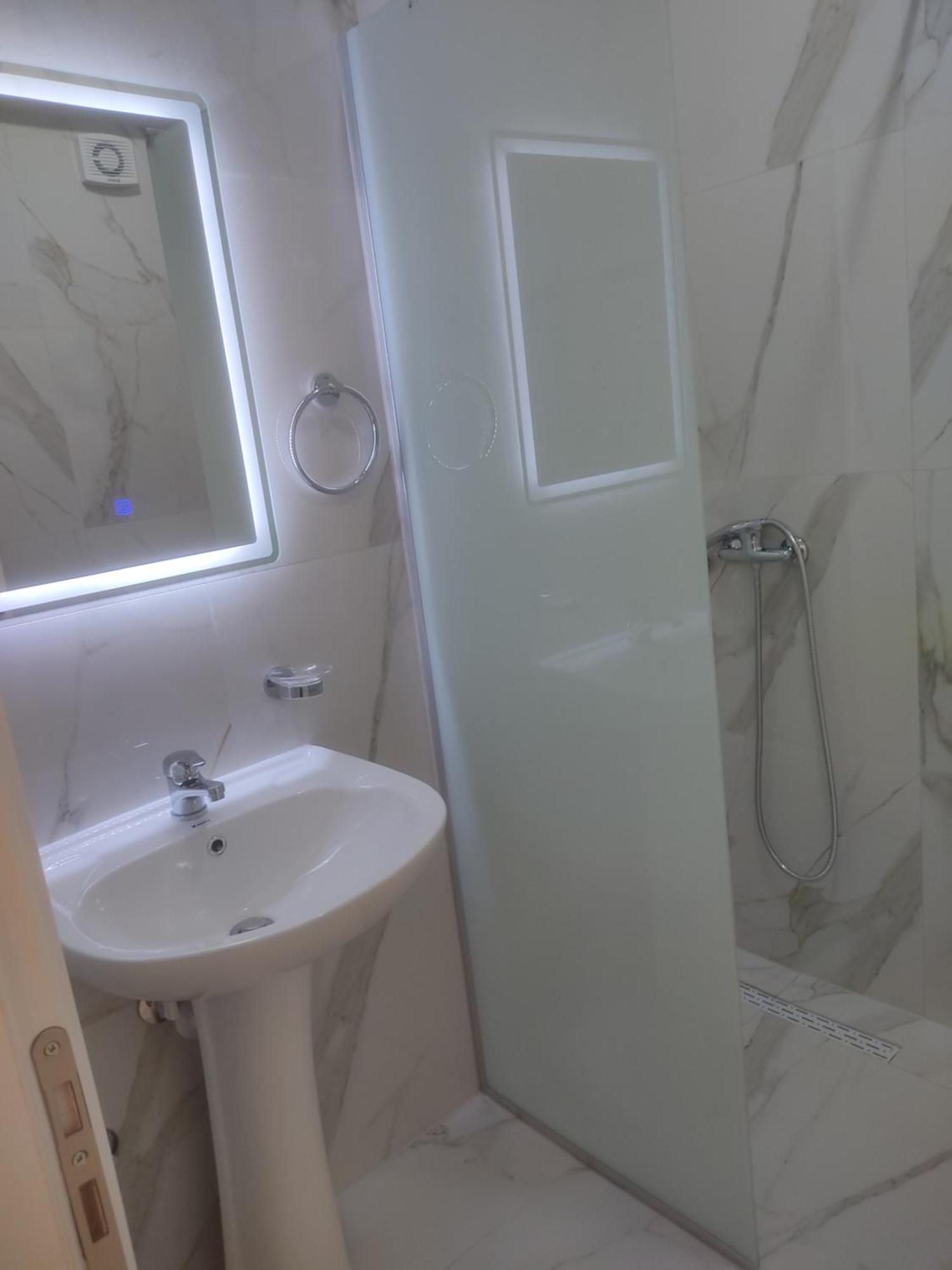 Lukova Center Apartments Ngoại thất bức ảnh